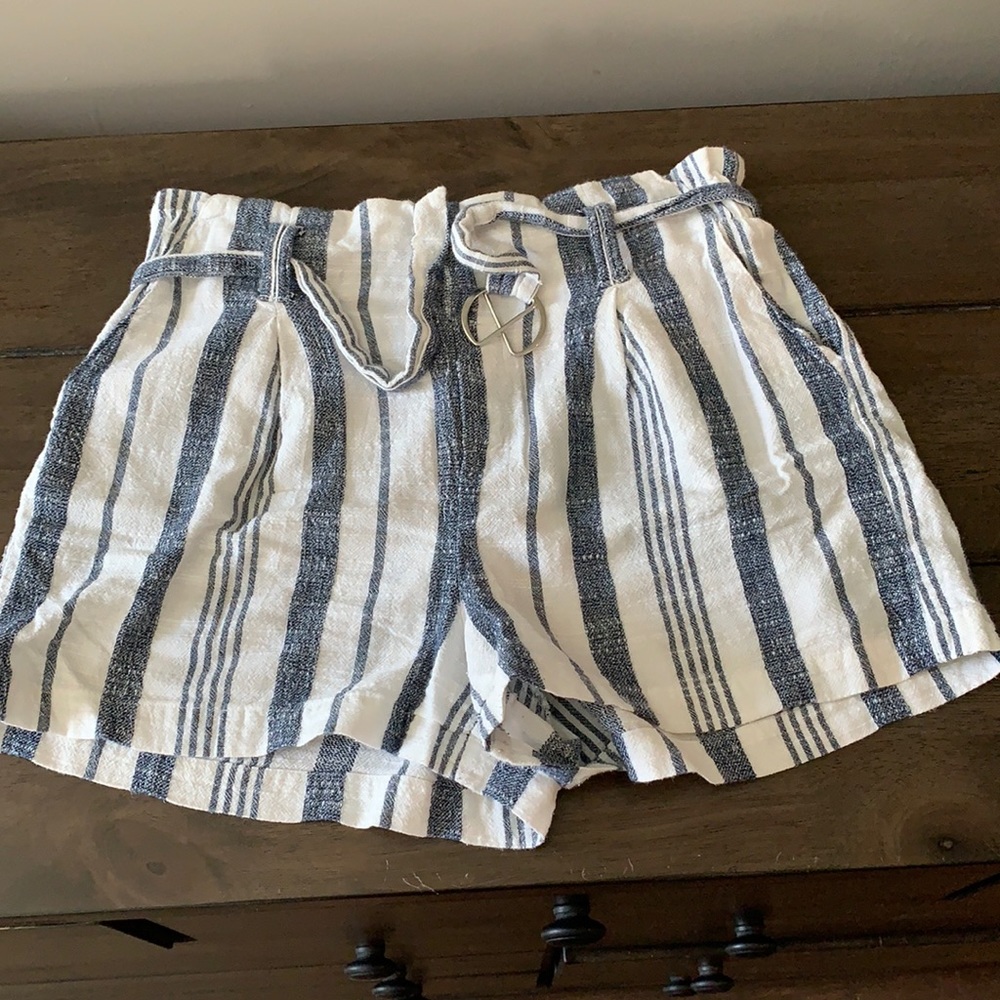 High waisted Tilly’s striped short